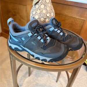 KEEN Women’s Ridge Flex WP W Steel Grey Hydrangea 1024923 Casual Hiking Boot.